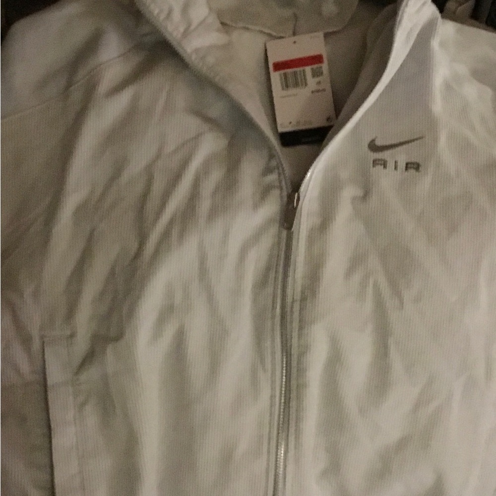 Nike jacket - Picture 2 of 2